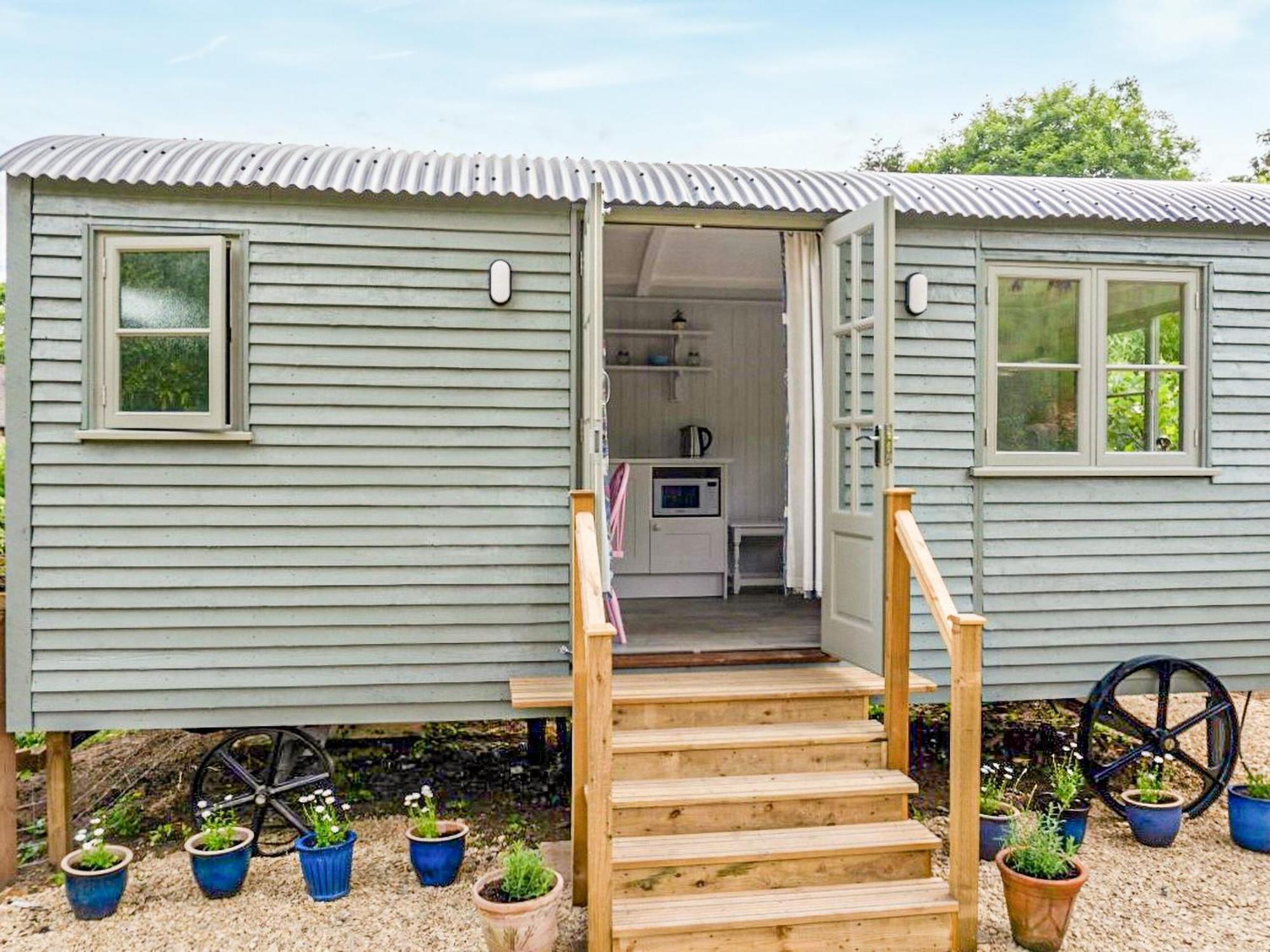 Fig Tree Shepherds Hut Bridport Ngoại thất bức ảnh